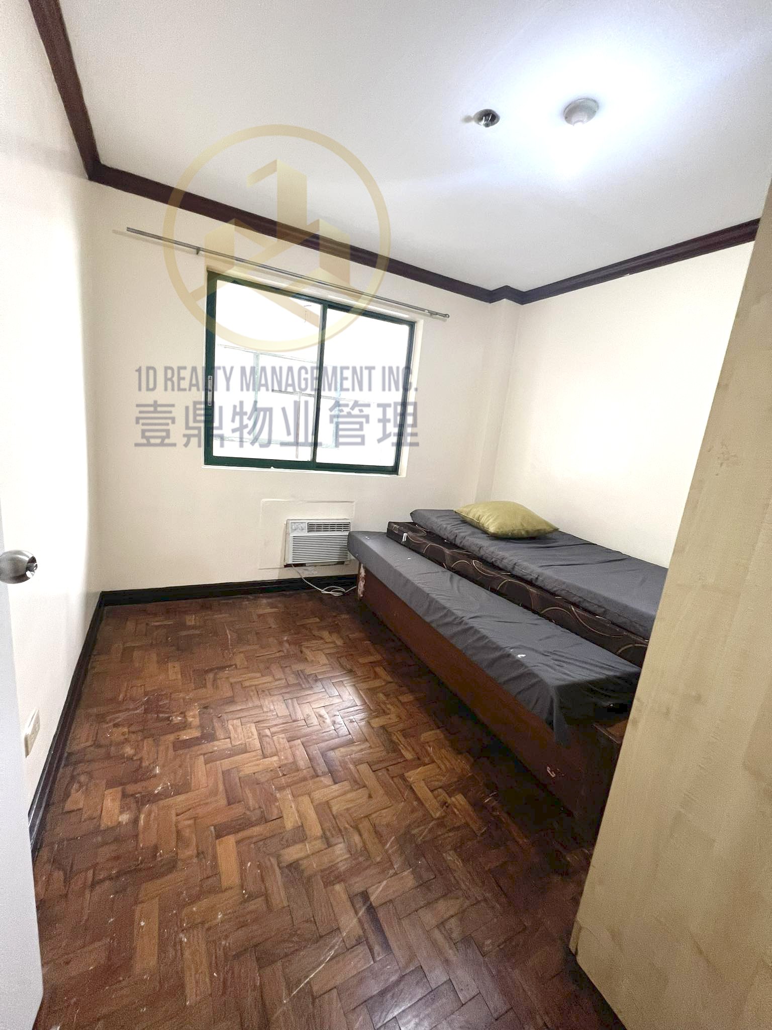 Palm Towers - San Antonio Village Makati City - FOR LEASE 1BR