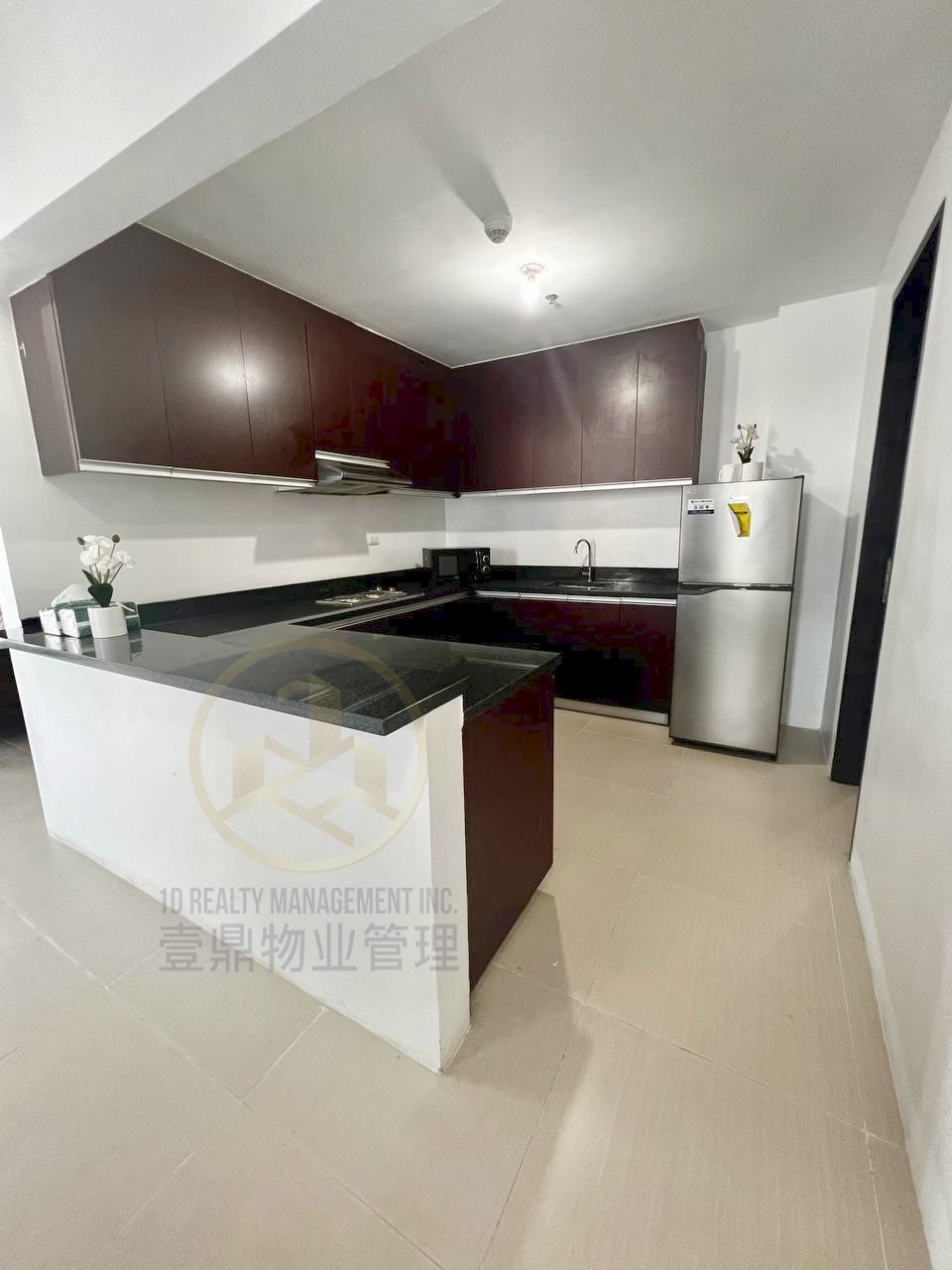 FOR LEASE 3BR PENTHOUSE - The Stratosphere - Valero, Makati City