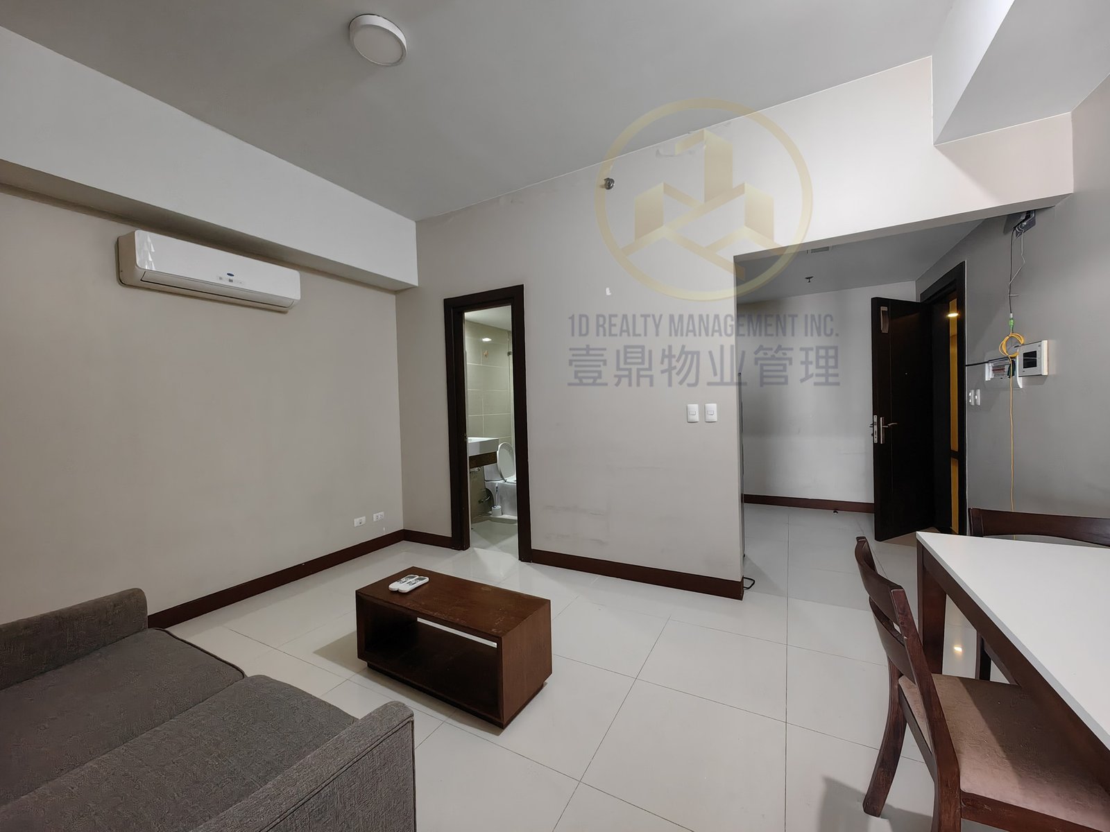 Three Central - Salcedo Village,Makati City - FOR LEASE 1BR